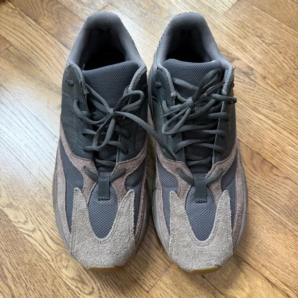 Authentic Yeezy Sneakers - like new! - Picture 4 of 9